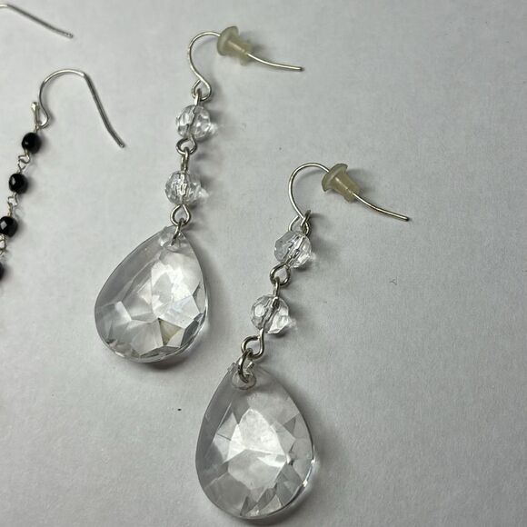 Bundle of two long beaded fashion dangle earrings clear and black beads - Picture 2 of 4